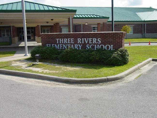 Three Rivers Elementary School Logo