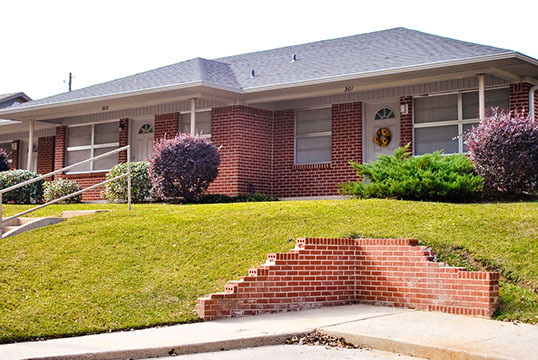 River Oaks at 300 Travis Jordan Circle